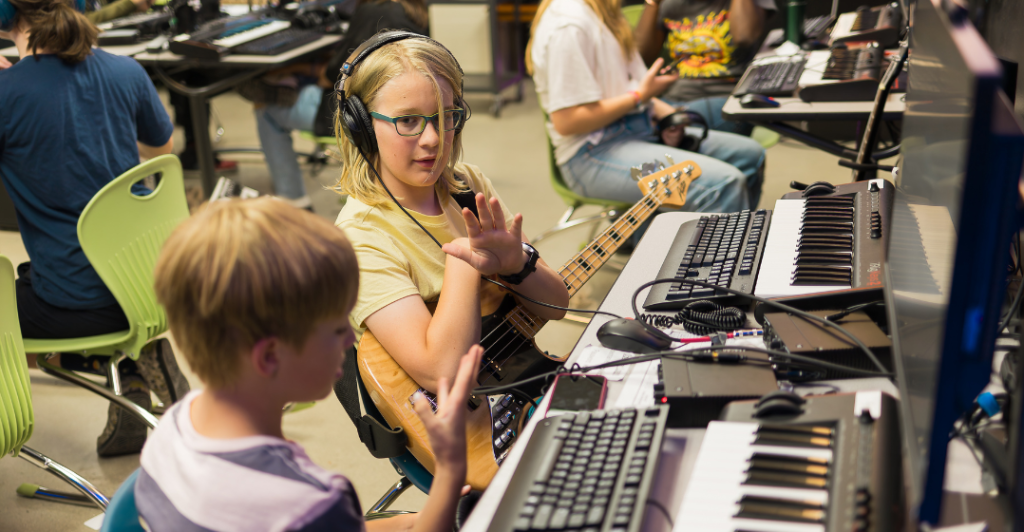 campers at keyboards